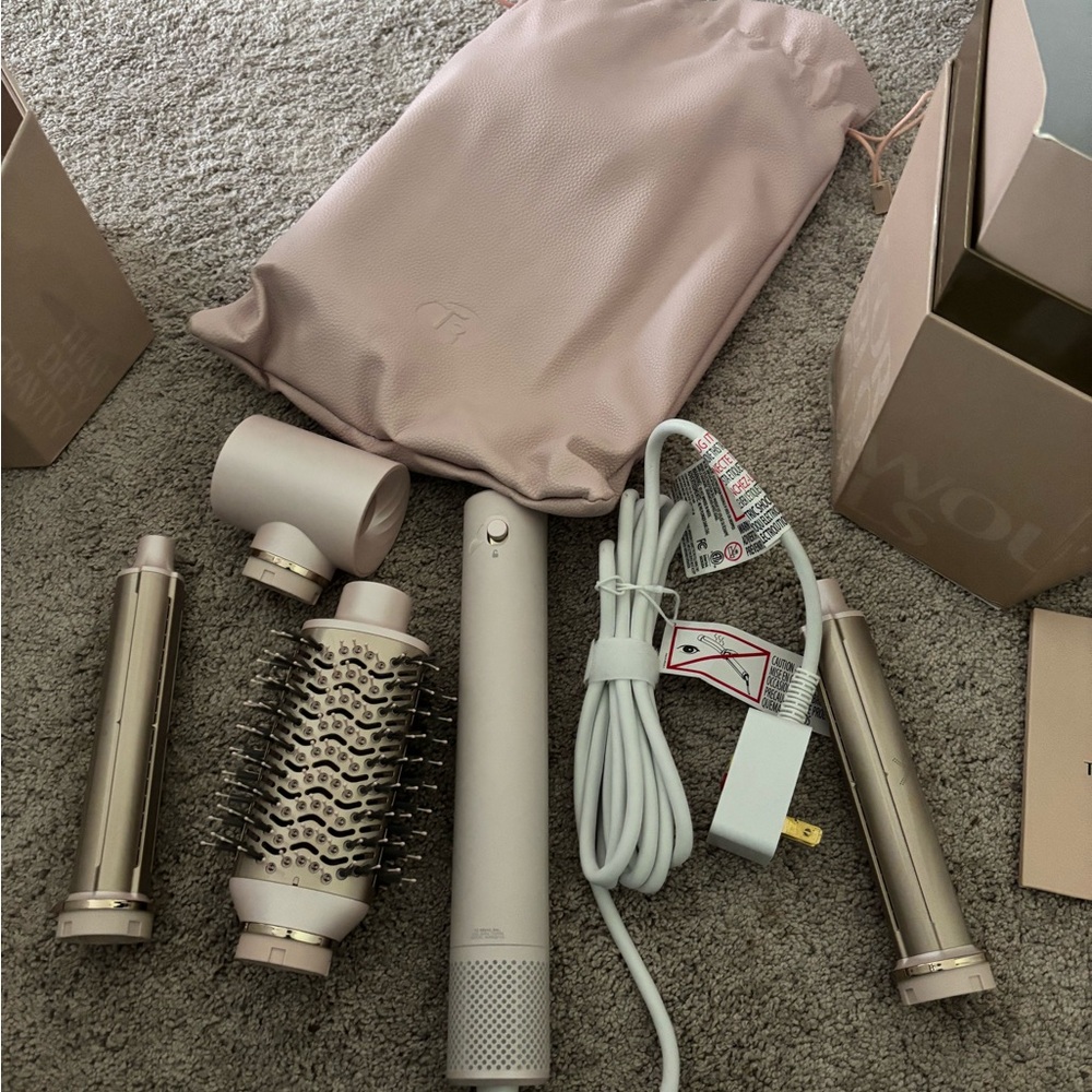 T3 aire 360 multi styler and blowout system